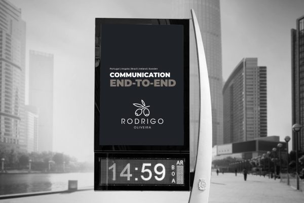 Digital watch